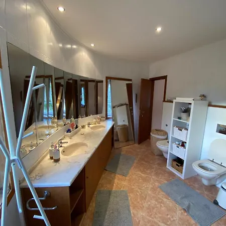 Дом отдыха Cascais Beach Home Кашкайш